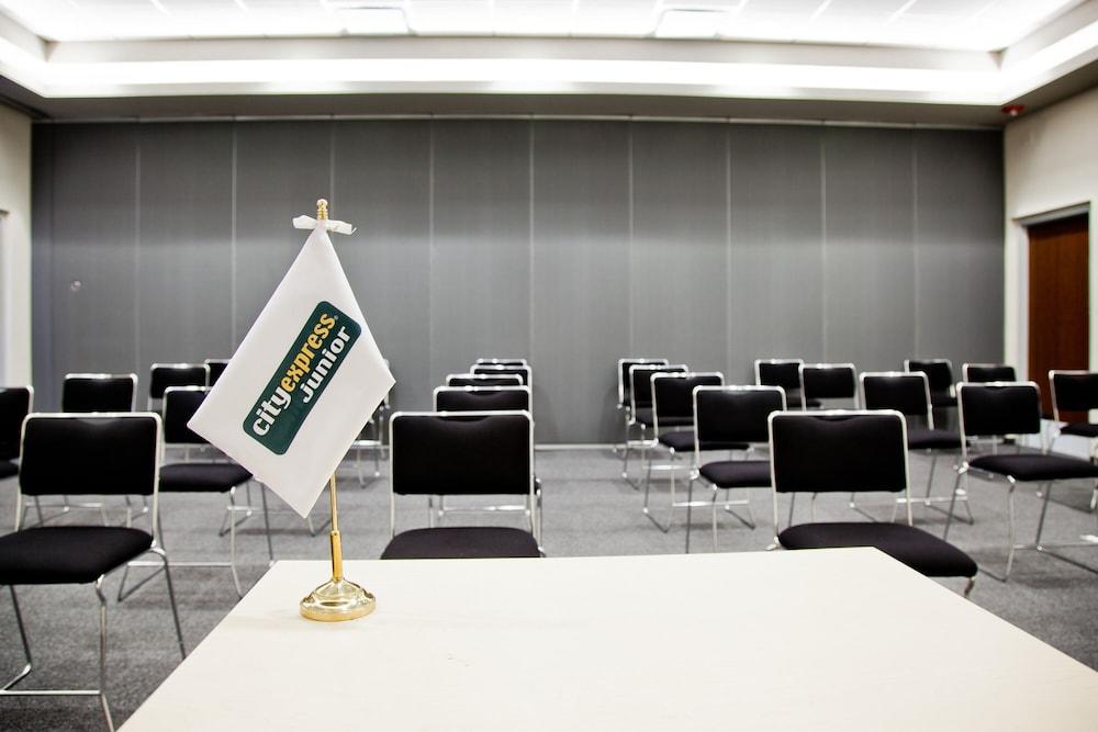 City Express Junior By Marriott Villahermosa Eksteriør billede