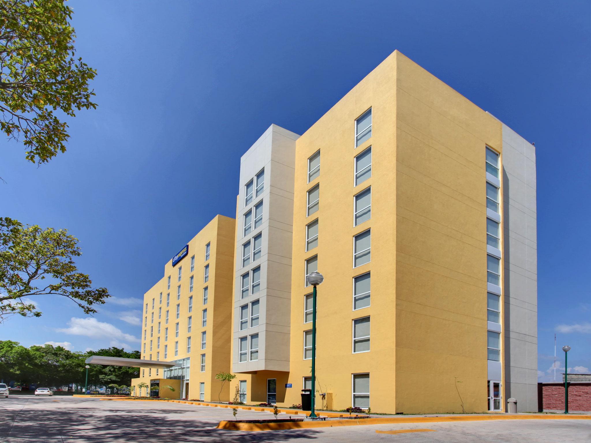 City Express Junior By Marriott Villahermosa Eksteriør billede