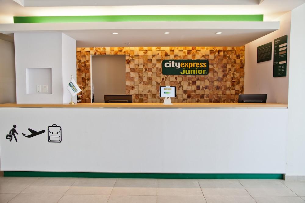 City Express Junior By Marriott Villahermosa Eksteriør billede