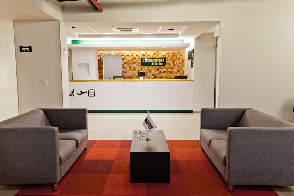 City Express Junior By Marriott Villahermosa Eksteriør billede