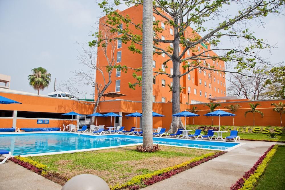 City Express Junior By Marriott Villahermosa Eksteriør billede