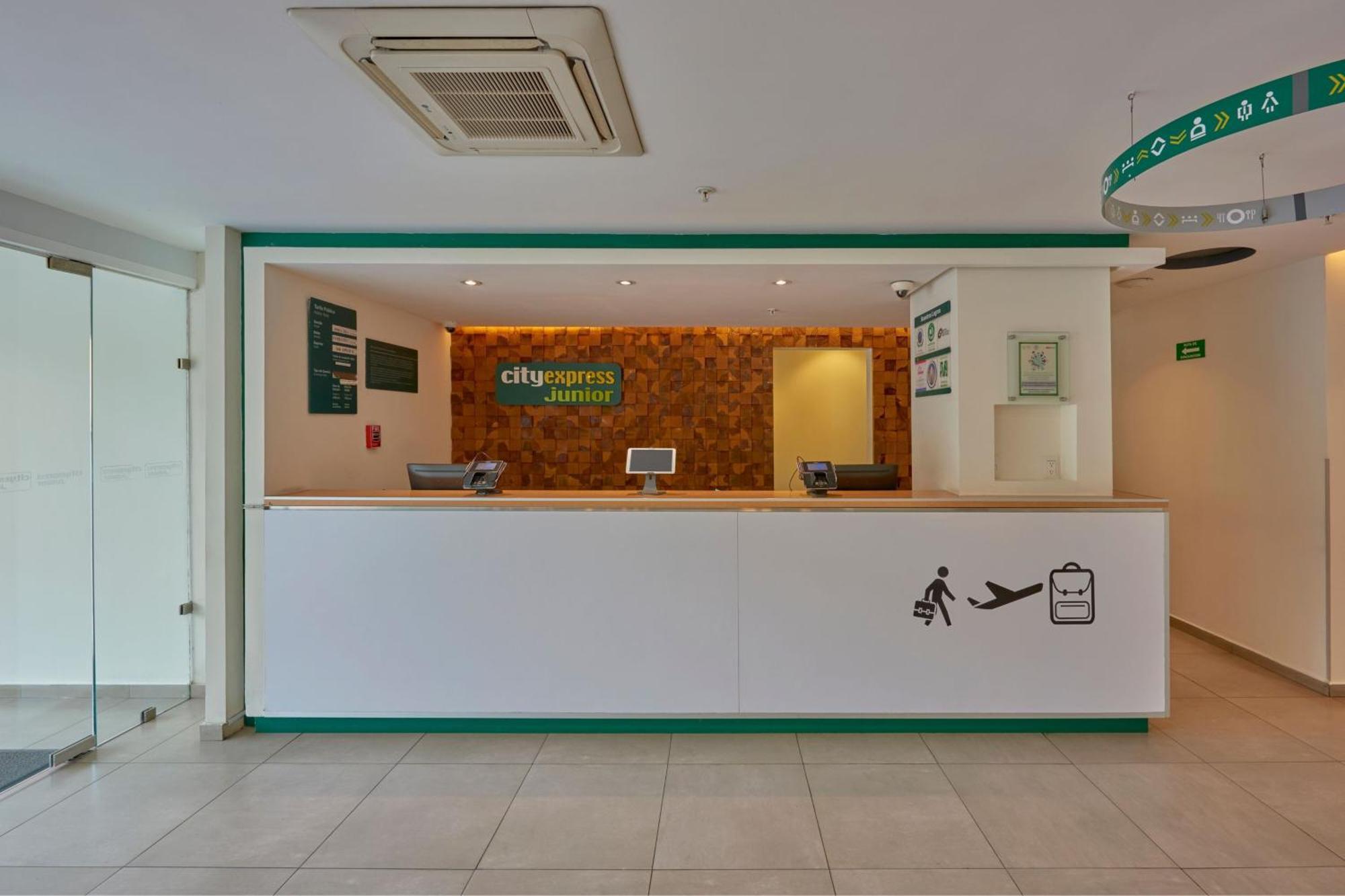 City Express Junior By Marriott Villahermosa Eksteriør billede