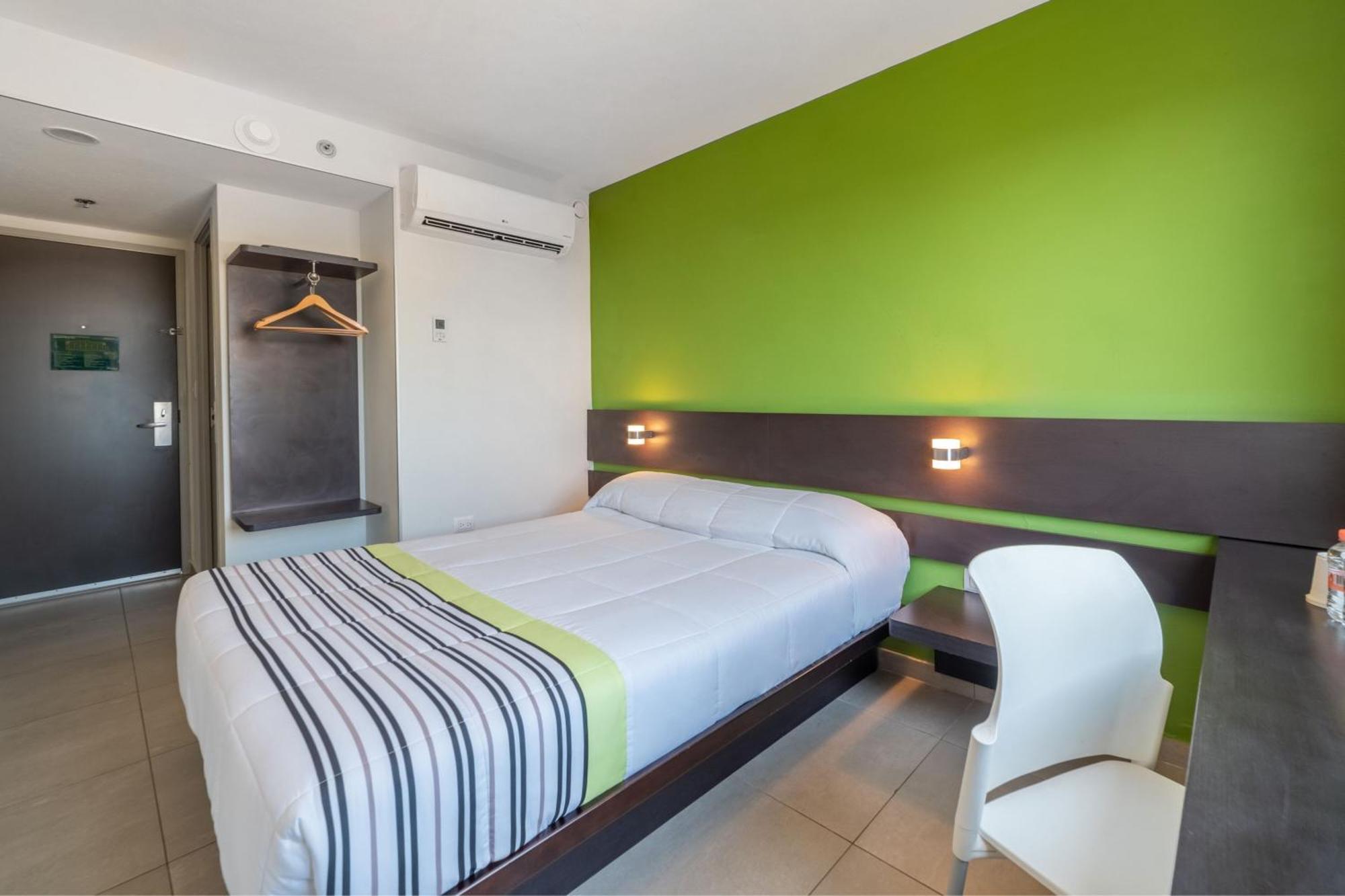 City Express Junior By Marriott Villahermosa Eksteriør billede